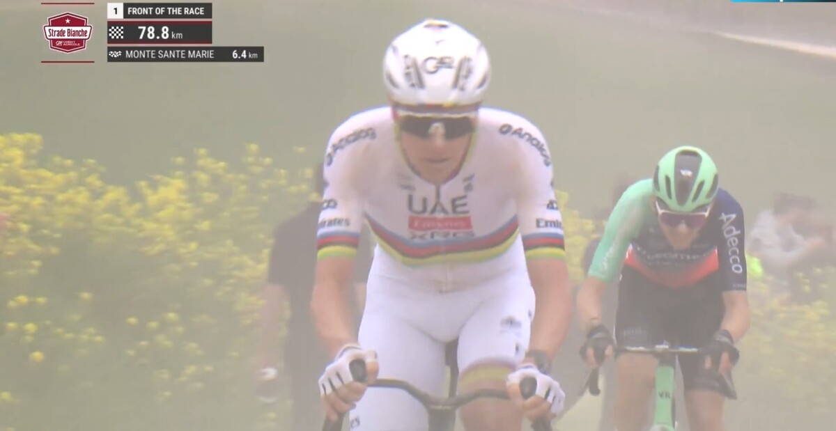 girodociclismo.com.br tadej pogacar faz ataque devastador na strade bianche e inicia voo solo rumo a vitoria assista o video image