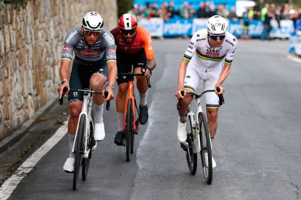 girodociclismo.com.br tadej pogacar tornou a milan sanremo diferente campeao da milan sanremo admite incapacidade de repetir vitoria assista o video image 4