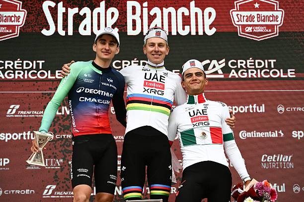 girodociclismo.com.br tadej pogacar vence de uma maneira nunca vista antes lenda do ciclismo considera pogacar superior a eddy merckx image 2