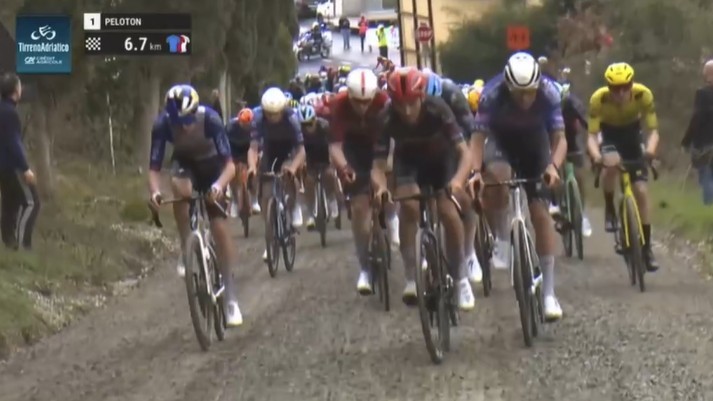girodociclismo.com.br tirreno adriatico 2026 mathieu van der poel vence a 2a etapa isaac del toro assume a lideranca confira os resultados e a chegada image 1