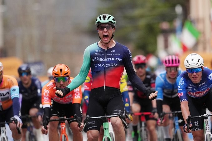 girodociclismo.com.br tirreno adriatico 2026 resultados da 3a etapa vence isaac del toro segue lider assista a chegada image 4