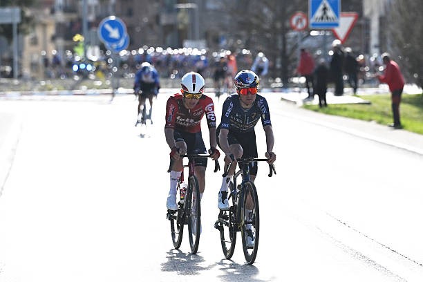 girodociclismo.com.br tom pidcock fala com sinceridade a vice lideranca na volta a catalunya alguns segundos nao vao fazer muita diferenca assista o video image 1