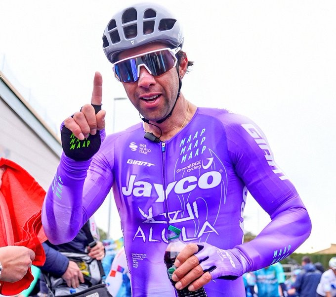 girodociclismo.com.br vice campeao da milan sanremo sofre forte queda e esta fora das principais classicas da primavera image 3