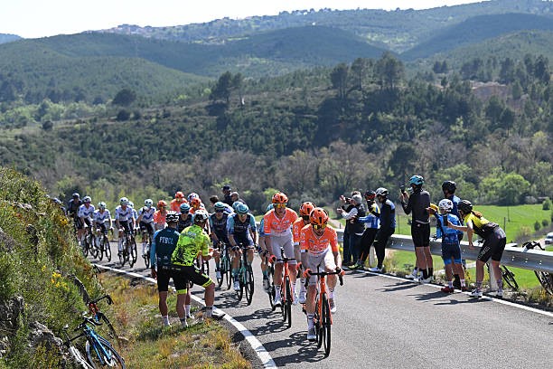 girodociclismo.com.br volta a catalunya 2026 vence a 2a etapa confira os resultados e a chegada image 4