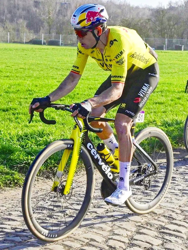 girodociclismo.com.br wout van aert retorna as estradas em 2026 mas furo compromete final em le samyn image 5