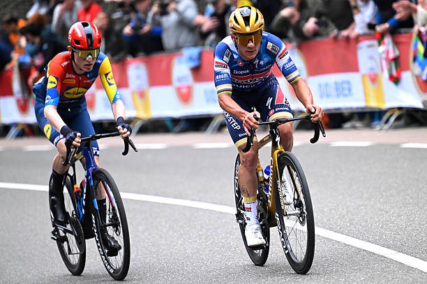 girodociclismo.com.br amstel gold race 2026 onde assistir remco evenepoel e tom pidcock confira o forte start list e a previa da competicao image 10