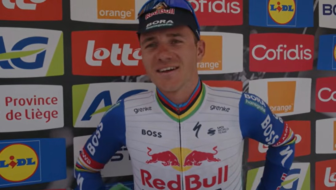 "Depois desta subida a corrida será decidida" Remco Evenepoel concede entrevista antes da Liège-bastogne-Liège, assista o vídeo 1 girodociclismo.com.br apoio dos fas marca presenca em liege image 1