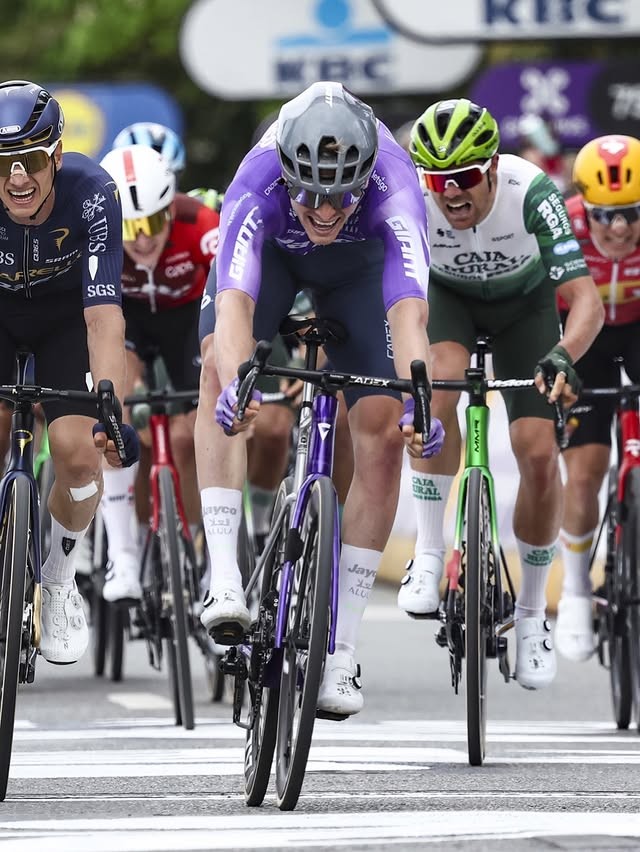 De Brabantse Pijl 2026: Anders Foldager bate favoritos em vitória surpreendente, confira os resultados e a eletrizante chegada 5 girodociclismo.com.br de brabantse pijl image