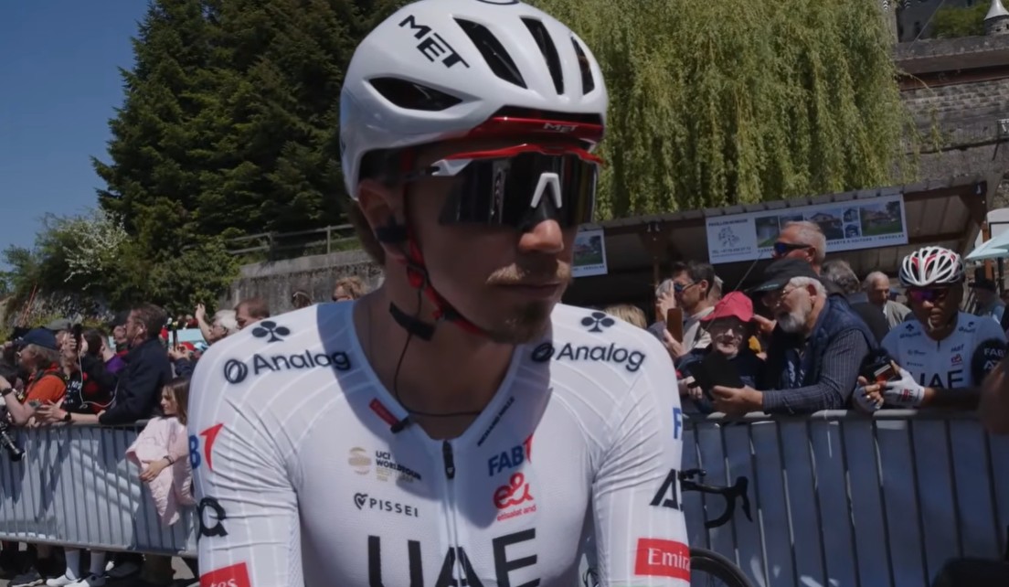 "É um final bom para o Pogacar" Ivo Oliveira projeta a 2ª etapa do Tour de Romandie, assista a entrevista 1 girodociclismo.com.br entrevista antes da largada image