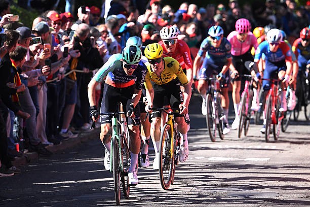 girodociclismo.com.br eu assistia na tv agora eu venco paul seixas analisa a vitoria na la fleche wallonne assista o video image 2