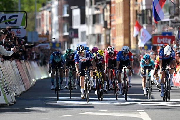 "Eu simplesmente não tive pernas" Remco Evenepoel reconhece a superioridade de Tadej Pogacar e Paul Seixas 1 girodociclismo.com.br eu simplesmente nao tinha pernas remco evenepoel reconhece a superioridade de tadej pogacar e paul seixas image 2
