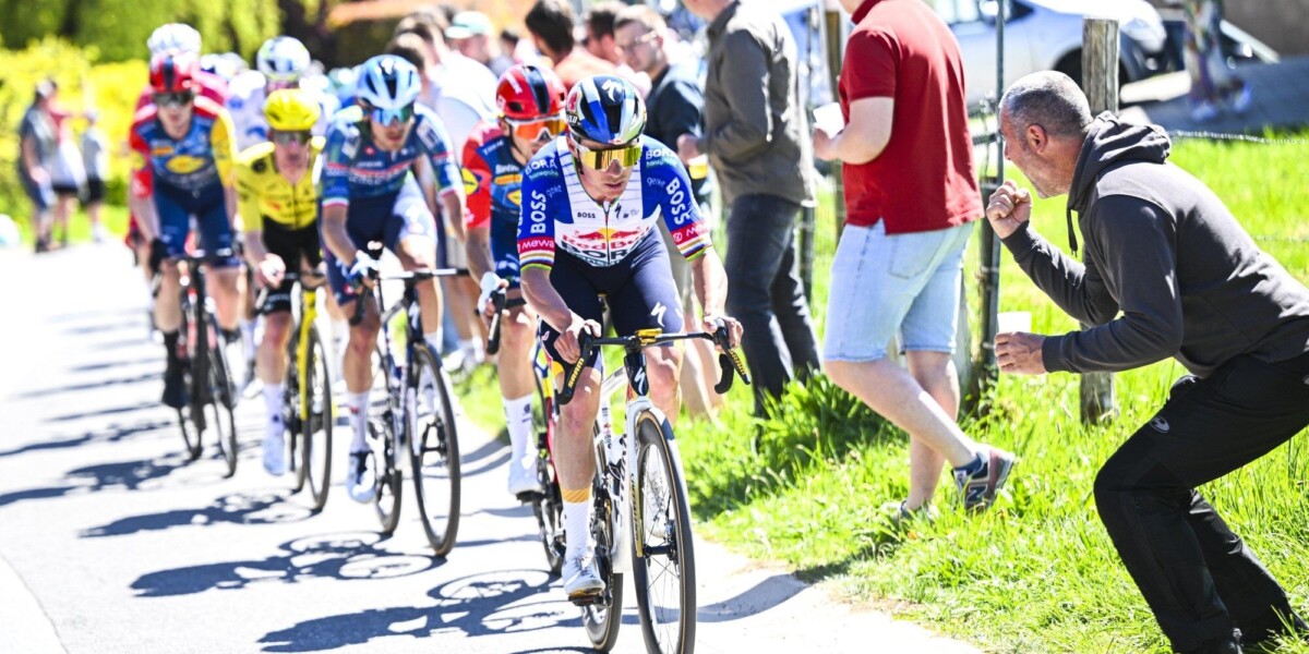 "Eu simplesmente não tive pernas" Remco Evenepoel reconhece a superioridade de Tadej Pogacar e Paul Seixas 4 girodociclismo.com.br eu simplesmente nao tinha pernas remco evenepoel reconhece a superioridade de tadej pogacar e paul seixas image 5