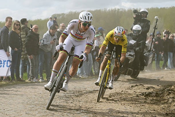 girodociclismo.com.br finalmente alguem derrotou pogacar isso e emocionante johan bruyneel analisa a derrota de tadej pogacar assista o video image 3