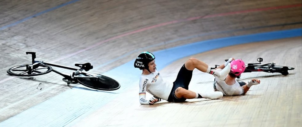 girodociclismo.com.br jovem ciclista da uae emirates sofre grave acidente um pedaco de madeira atravessou meu quadril confira as imagens image
