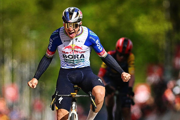 girodociclismo.com.br liege bastogne liege 2026 onde assistir tadej pogacar e paul seixas confira o forte start list provisorio e a previa da competicao image