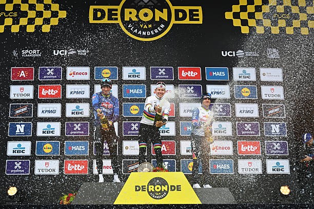 girodociclismo.com.br mathieu van der poel podia estar blefando tadej pogacar da detalhes do duelo final do tour de flandres image 11