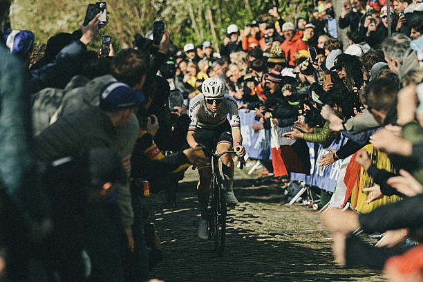girodociclismo.com.br mathieu van der poel podia estar blefando tadej pogacar da detalhes do duelo final do tour de flandres image 9