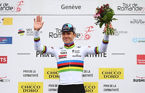 "Me pediram dinheiro para ter Lance Armstrong, para Tadej Pogacar não" diretor do Tour de Romandie faz forte revelação 4 girodociclismo.com.br me pediram dinheiro para ter lance armstrong para tadej pogacar nao diretor do tour de romandie faz forte revelacao image 1