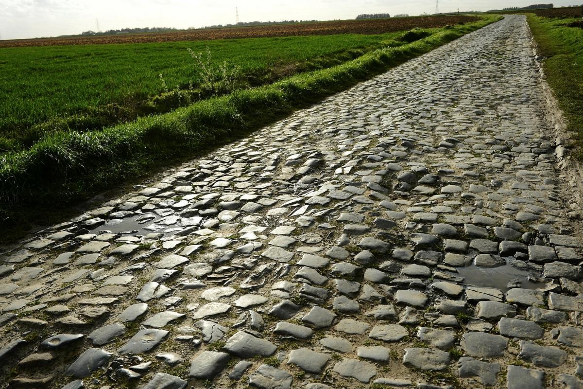 girodociclismo.com.br paris roubaix tem seguranca ameacada apos roubo de paralelepipedos image 8