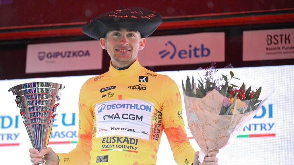 girodociclismo.com.br paul seixas torna se questao de estado na franca presidente emmanuel macron entra em contato com empresario do ciclista image