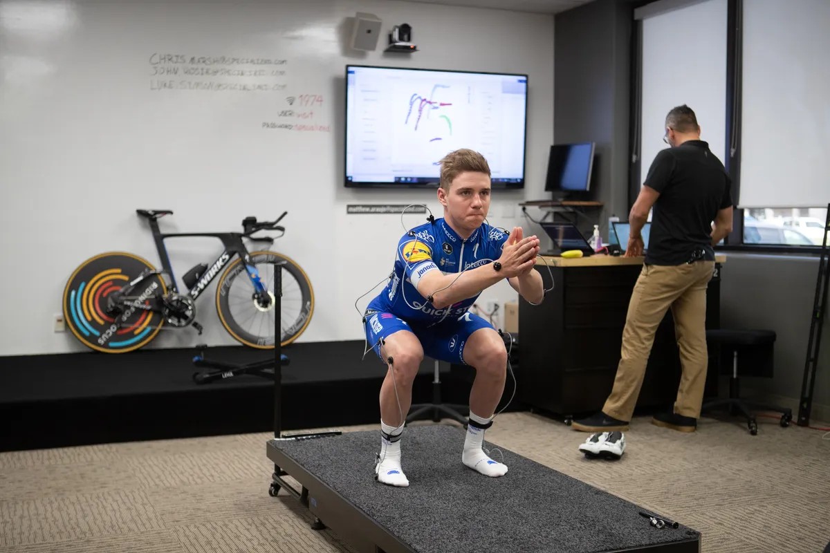 girodociclismo.com.br remco evenepoel firma contrato vitalicio com a specialized para me contratar tem que trazer a specialized confira o anuncio oficial image 4