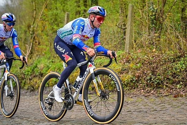 girodociclismo.com.br remco evenepoel recebe criticas de historico diretor do worldtour e preciso ter cuidado ao mentir ele poderi image