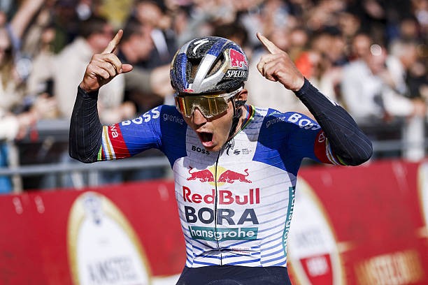 girodociclismo.com.br remco evenepoel tera forte time de apoio para enfrentar tadej pogacar na liege bastogne liege red bull bora revela a equipe para a prova image 2
