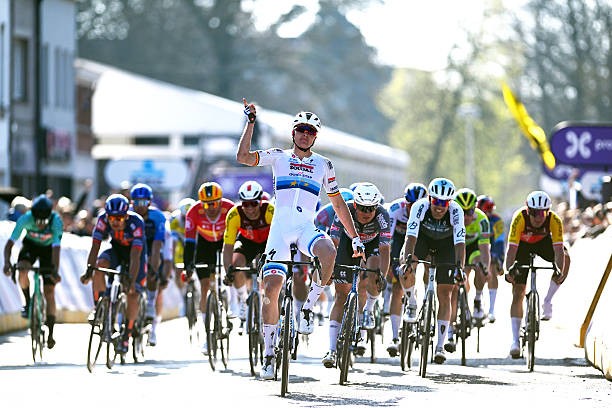 girodociclismo.com.br scheldeprijs 2026 onde assistir em portugal e no brasil confira a previa da prova com poderoso start list image