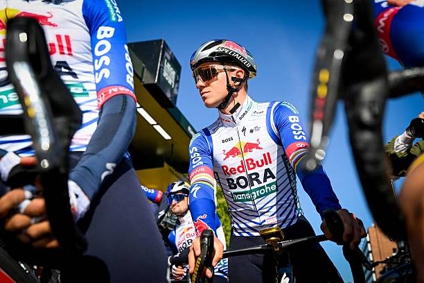 "Ninguém acompanha Tadej Pogacar quando há subidas" analistas belgas admitem poucas chances para Evenepoel contra o esloveno 1 girodociclismo.com.br sempre que ha subidas ninguem acompanha tadej pogacar comentaristas belgas admitem poucas chances para evenepoel na liege image