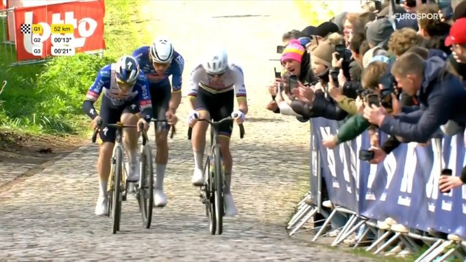 girodociclismo.com.br tadej pogacar ataca no oude kwaremont e favoritos rumam a vitoria do tour de flandres image 1