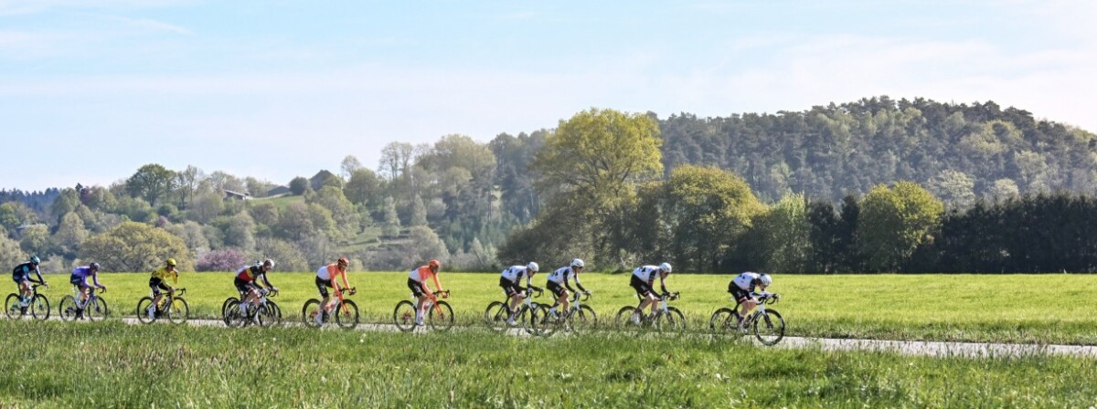 girodociclismo.com.br tadej pogacar e paul seixas em dificuldades na liege bastogne liege remco evenepoel na grande fuga do dia image