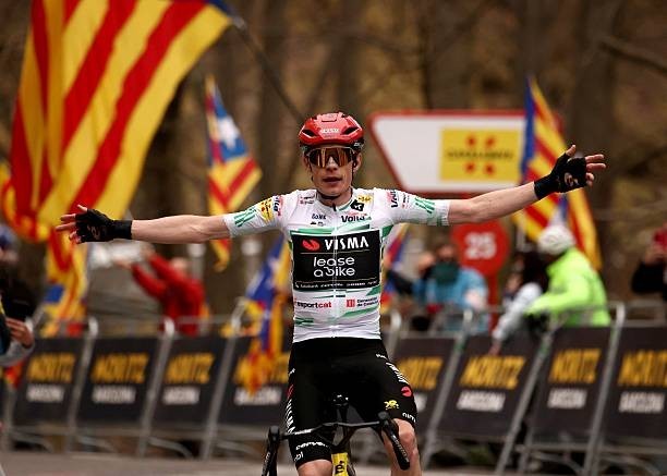 Tadej Pogacar lidera com folga Ranking UCI, João Almeida na 7ª posição; confira o ranking completo 2 girodociclismo.com.br tadej pogacar lidera com folga ranking uci jonas vingegaard na vice lideranca confira o ranking completo image 1