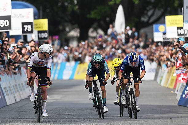 "Seria muita estupidez tentar fazer algo" Tadej Pogacar analisa a vitória no Tour de Romandie, assista a entrevista 3 girodociclismo.com.br tentar fazer algo seria muita estupidez tadej pogacar analisa a vitoria no tour de romandie assista a entrevista image