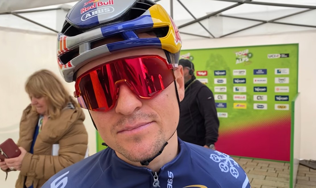 Tom Pidcock admite incerteza antes do Tour dos Alpes "posso acabar cansado para a Liège-Bastogne-Liège", assista o vídeo 1 girodociclismo.com.br tom pidcock admite incertezas ante image