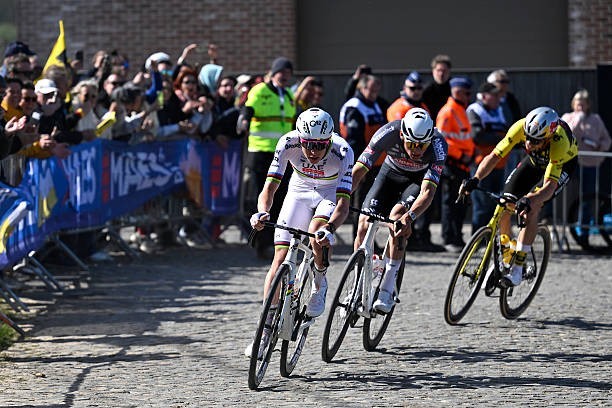 girodociclismo.com.br tour de flandres 2026 onde assistir ao vivo confira a previa e o start list final com a numeracao dos ciclistas image