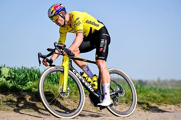 girodociclismo.com.br visma lease a bike revela a equipe para a paris roubaix wout van aert tera forte apoio no inferno do norte image