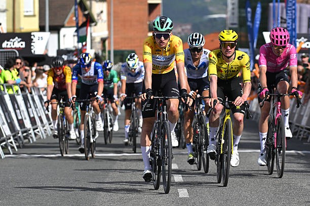 girodociclismo.com.br volta ao pais basco previa da 4a etapa 7 montanhas categorizadas e final com mais de 10 prometem ataques ao lider image