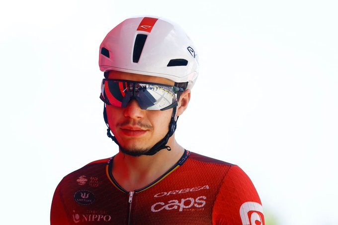 Capitão do WorldTour sofre no Giro d'Italia, ciclista pode ter contraído vírus causado por esterco de vaca "nunca me senti tão mal" 1 girodociclismo.com.br capitao do worldtour sofre no giro ditalia com virose causada provavelmente por esterco de vaca nunca me senti tao mal image 1