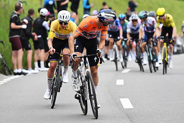 "Eu não tinha nada a perder, Tadej Pogacar estava no limite" Florian Lipowitz mudou estratégia no Tour de Romandie, assista o vídeo 2 girodociclismo.com.br desempenho solido na etapa final image