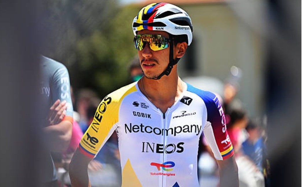 girodociclismo.com.br egan bernal retorna ao giro ditalia com confianca e cautela image 2
