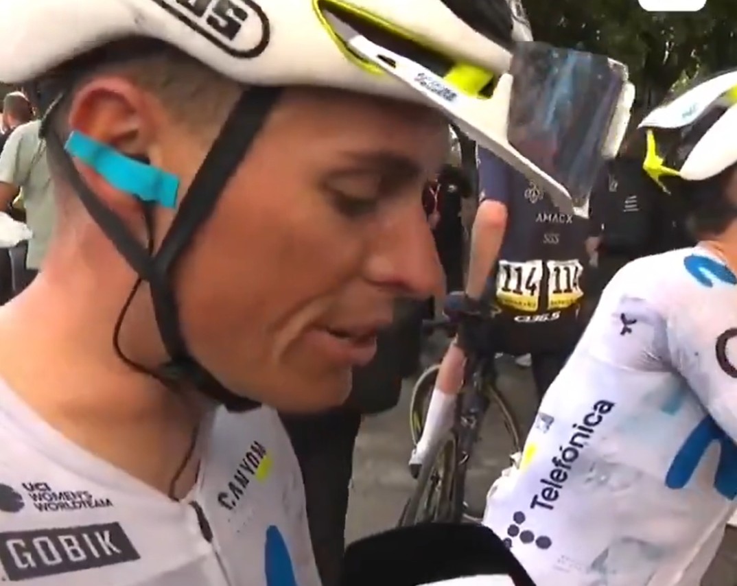 Giro d'Italia 2026: Capitão do WorldTour comete engano e utiliza uniforme feminino "tudo era do meu tamanho, até o bretelle" 1 girodociclismo.com.br enric mas enfrenta dificuldades em sua estreia no giro ditalia image 1