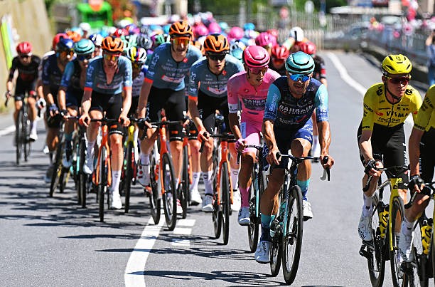 girodociclismo.com.br giro ditalia 2026 afonso eulalio revela estrategia para a perigosa etapa preciso estar bem posicionado assista o video image