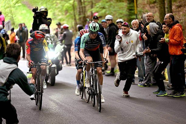 girodociclismo.com.br giro ditalia 2026 apos grandes atuacoes vice lider pode trocar de equipe image