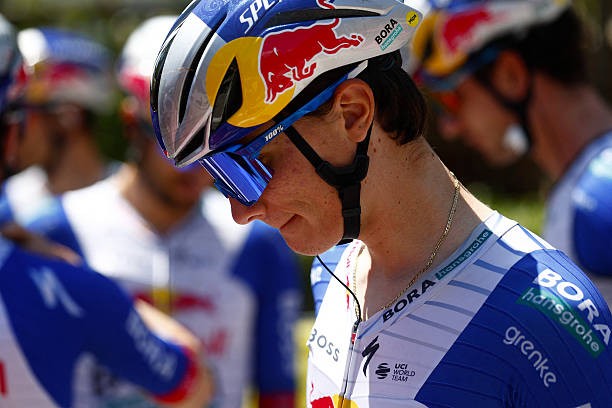 Giro d'Italia 2026: Capitão da Red Bull BORA vive drama e admite que pensou em abandonar a prova 3 girodociclismo.com.br giro ditalia 2026 capitao da red bull bora vive drama e admite que pensou em abandonar a prova image 2