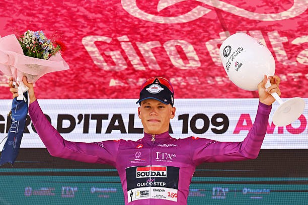 Giro d’Italia 2026: Classificação Geral após a 20ª etapa, Jonas Vingegaard é campeão, Afonso Eulálio é o Maglia Bianca, confira as classificações completas 12 girodociclismo.com.br giro ditalia 2026 classificacao geral apos a 20a etapa jonas vingegaard segue lider com mudanca no top 3 confira as classificacoes completas image 1