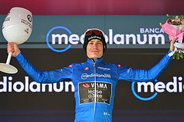 girodociclismo.com.br giro ditalia 2026 classificacao geral apos a 8a etapa afonso eulalio mantem a maglia rosa confira as classificacoes completas image 3