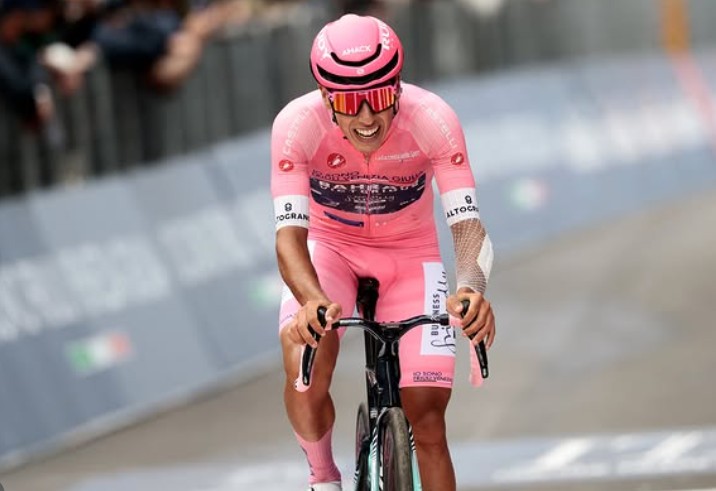 girodociclismo.com.br giro ditalia 2026 classificacao geral apos a 9a etapa afonso eulalio mantem a maglia rosa confira as classificacoes completas image 12