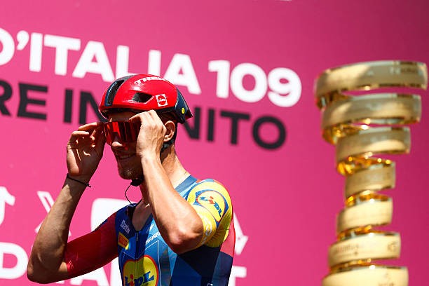 girodociclismo.com.br giro ditalia 2026 estou realmente faminto jonathan milan segue em busca da primeira vitoria assista o video image 2