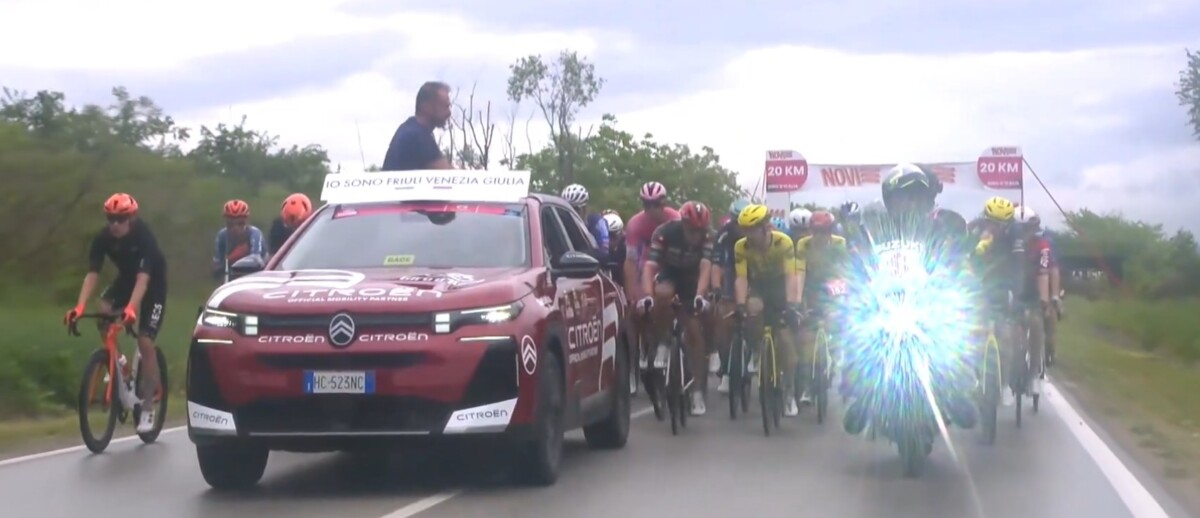 girodociclismo.com.br giro ditalia 2026 guillermo silva vence a caotica 2a etapa prova e marcada por grande queda confira os resultados e a chegada image 1