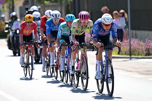 girodociclismo.com.br giro ditalia 2026 jhonatan narvaez vence a 12a etapa afonso eulalio segue a lideranca confira os resultados e a chegada image 15